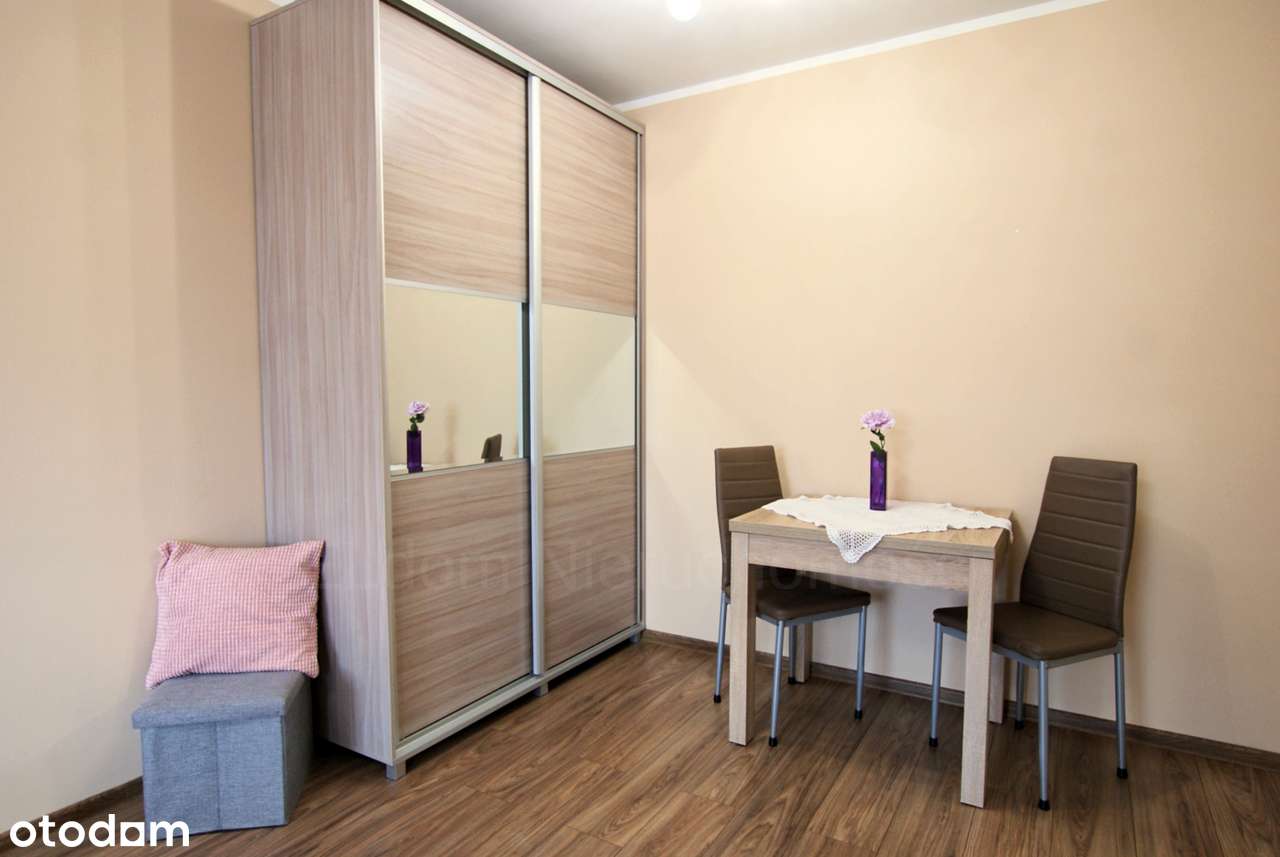 Mieszkanie ul. Balzaka Oporów , komórka REZERWACJA !!!!-4