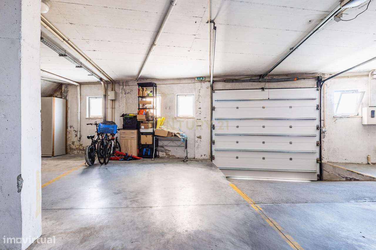 T2 na Nazaré com boas áreas e lugar de garagem-20