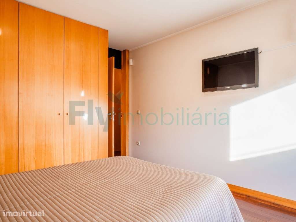 Moradia T3 em Fermentões com Piscina e Zona de Churrasqueira-27