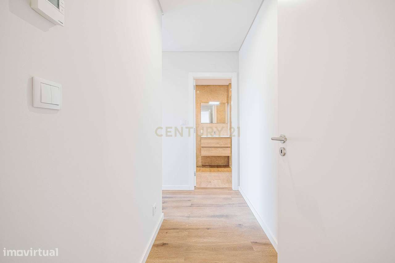 Moradia T3 Moderna de Acabamentos Premium-22