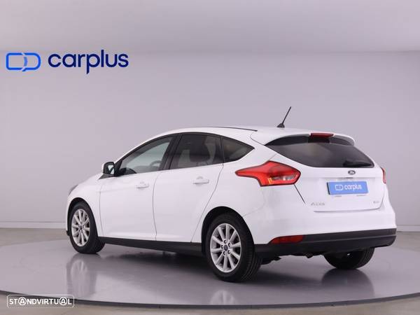 Ford Focus 1.0 EcoBoost Titanium - 5