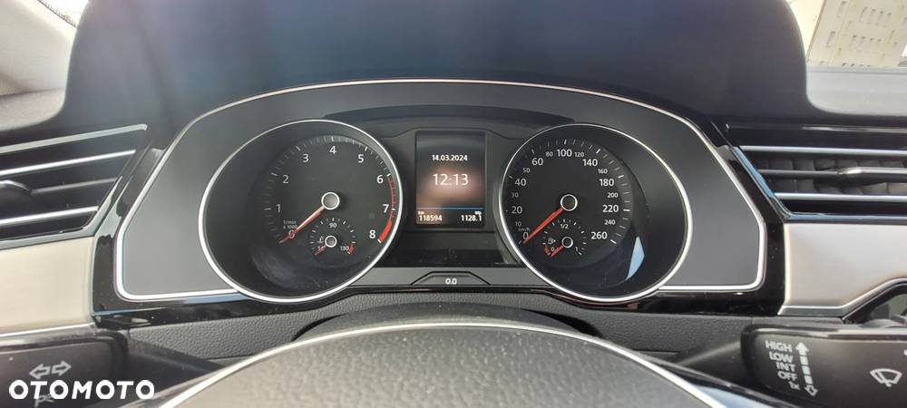 Volkswagen Passat 1.5 TSI EVO Highline DSG - 12