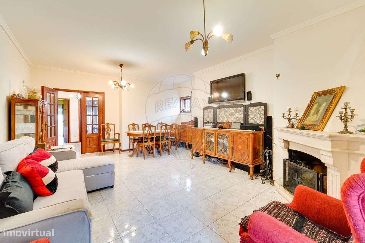 Apartamento T2 - Esgueira-2