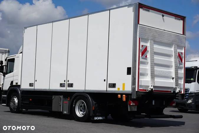 Scania / P 250 / EURO 6 / IZOTERMA + WINDA / OTWIERANY BOK - 40