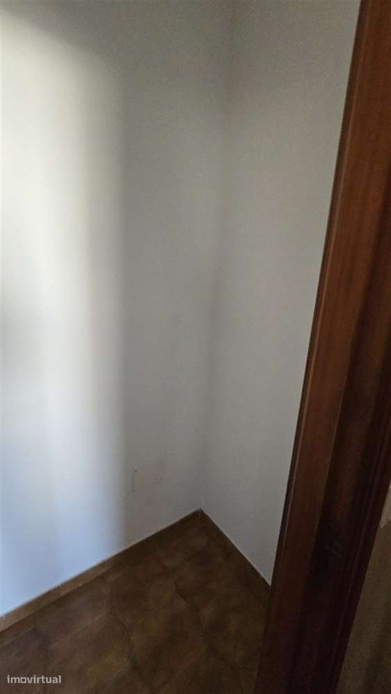 APARTAMENTO T3 NO CENTRO DA PÓVOA DE VARZIM-14