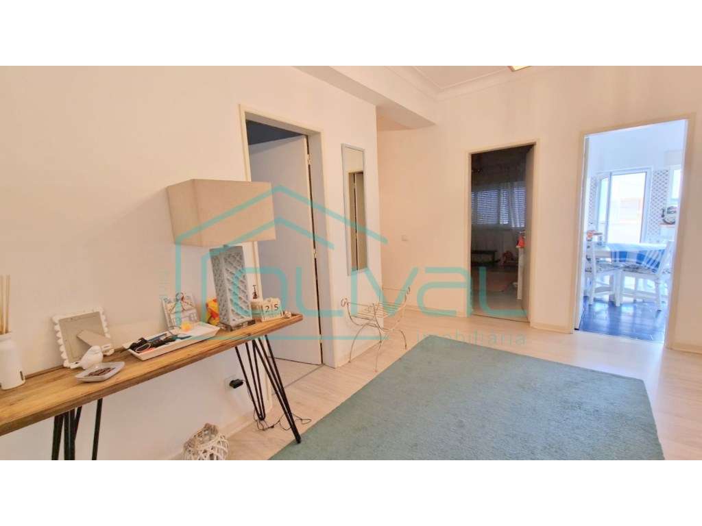 Apartamento T3 centro de Samora Correia-13