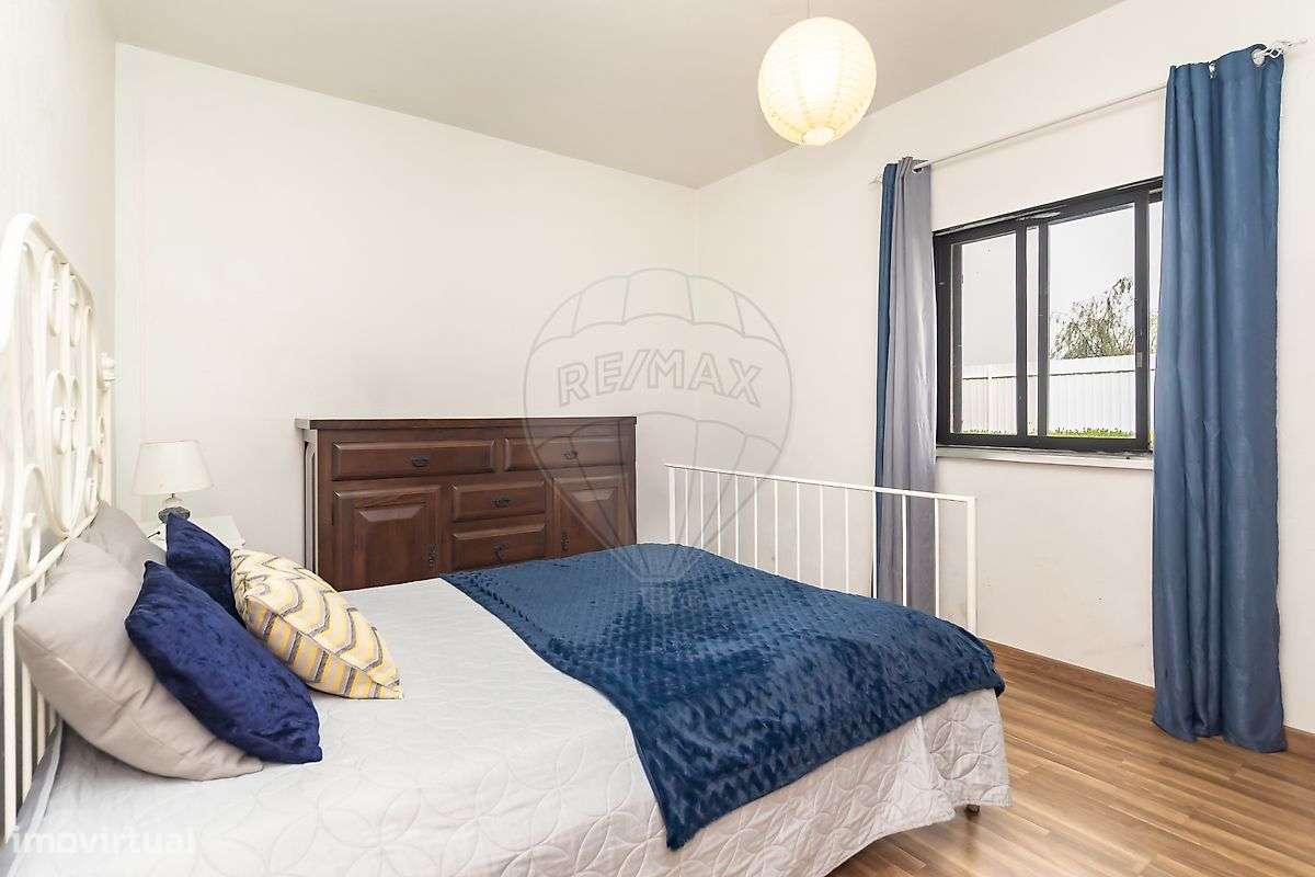 Moradia T5 + Moradia T2 | Terreno 3.717 m² | Azeitão-8