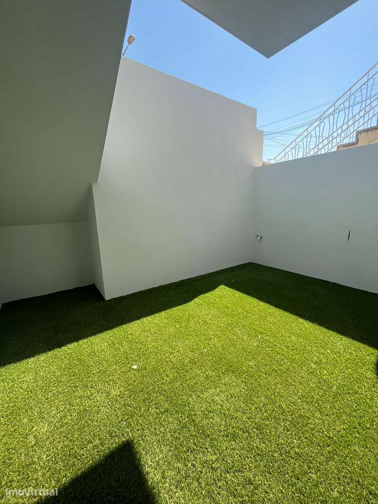 Comprar Excepcional Moradia T3 /Eevador Pedrouços Maia-9
