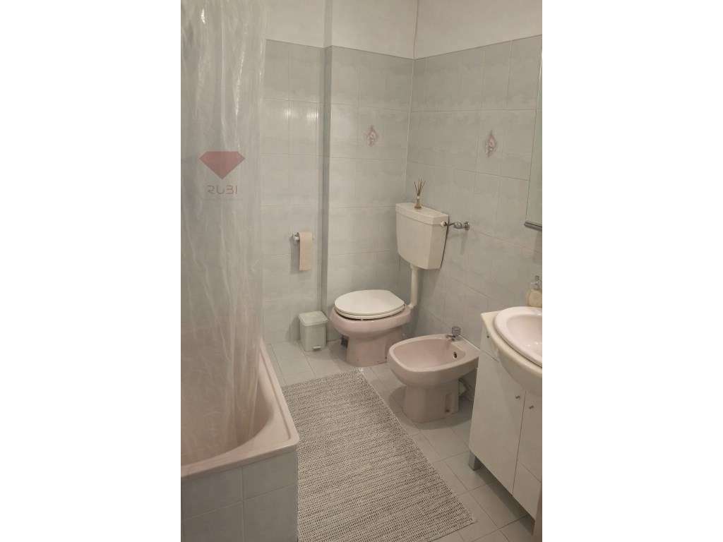 Apartamento T2 na Quinta da Boa Hora - Seixal-11