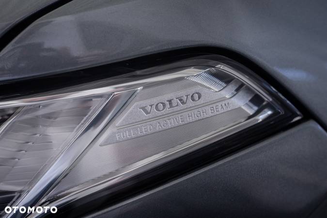 Volvo XC 90 T6 AWD Momentum Pro 7os - 8