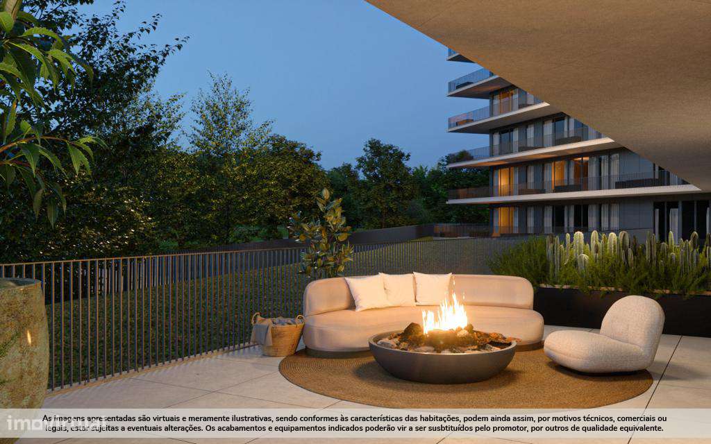 T1 Novo com varanda(10,36m2) e 1 a 2 lugares de garagem(18,79m2)-12