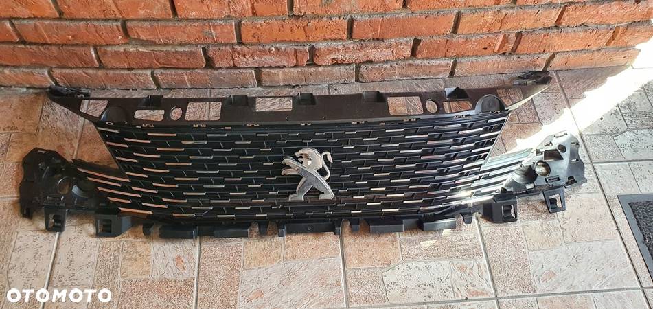 PEUGEOT 3008 5008 II LIFT GRILL ATRAPA - 1