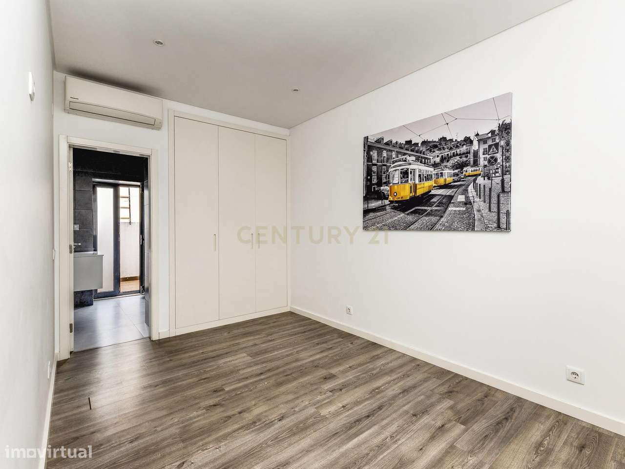 T1 NOVO | EQUIPADO | COM PATIO | CAMPO DE OURIQUE - Grande imagem: 3/25