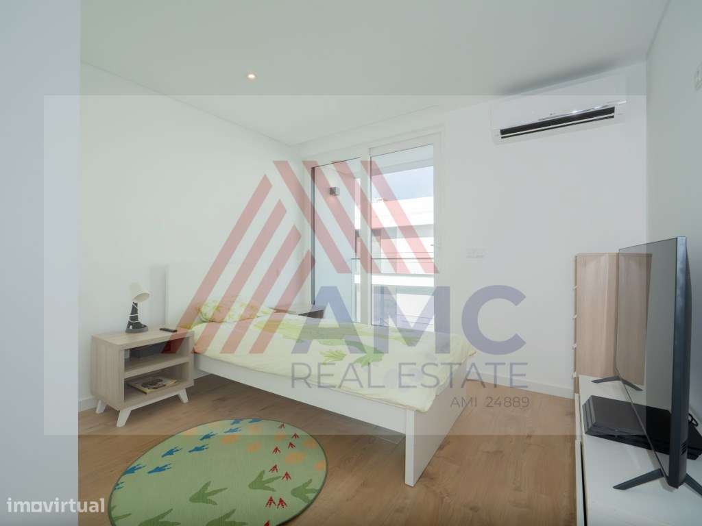 VENDE-SE MORADIA T3 NOVA COM PISCINA PRIVATIVA E GARAGEM-54