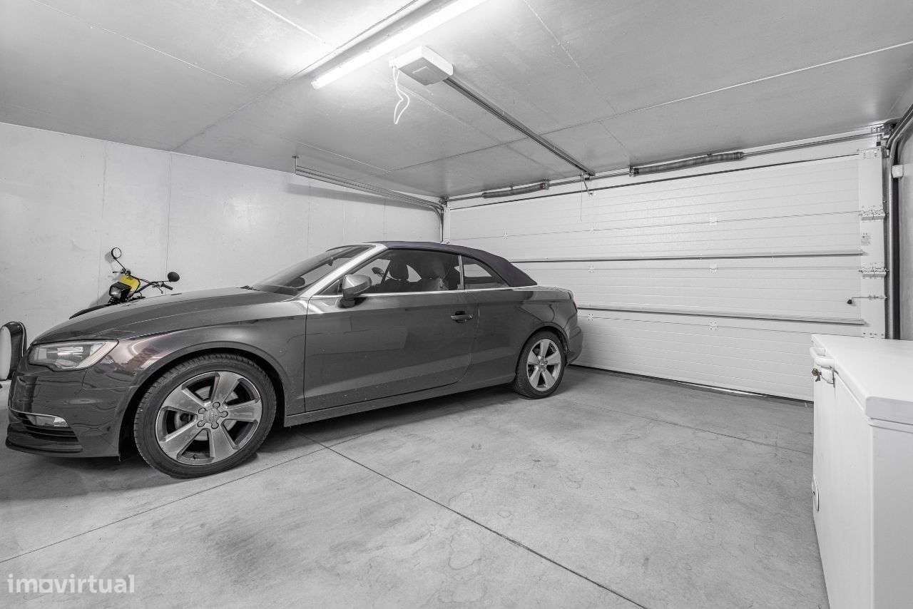 Fantástica Moradia T3+1-19