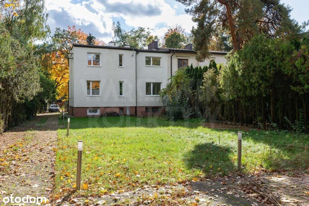 Dom z dużym ogrodem w sercu Starego Anina.-16