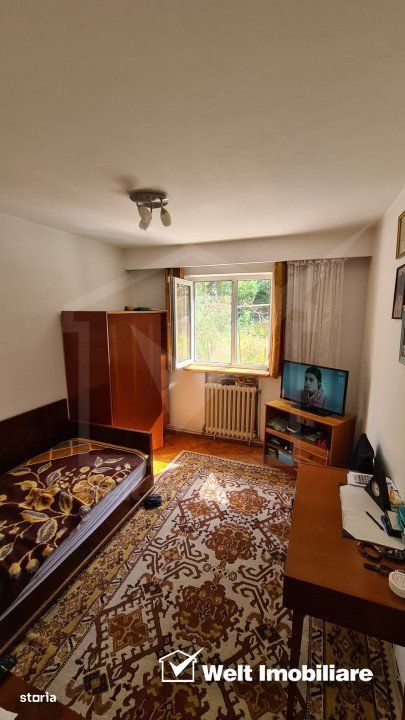 Apartament 3 camere, decomandat si luminos, zona linistita, mini gradi