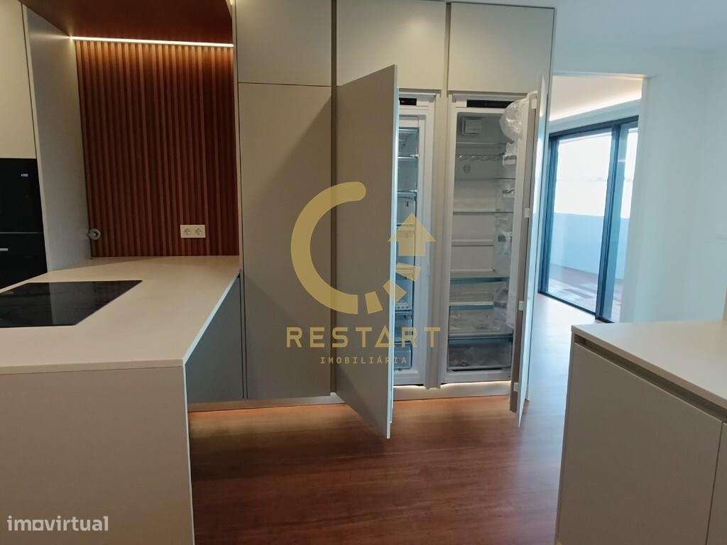 Apartamento T5 - Requinte e Conforto - Trofa - Grande imagem: 5/60