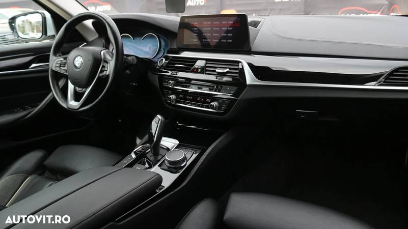 BMW Seria 5 540d xDrive AT - 12