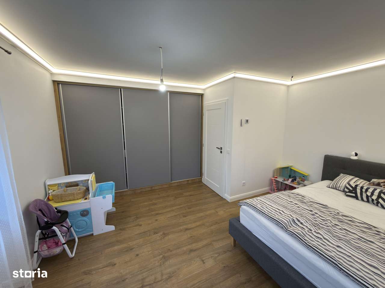 Casă premium complet renovată, garaj, 4 camere + birou, teren 390 mp-9