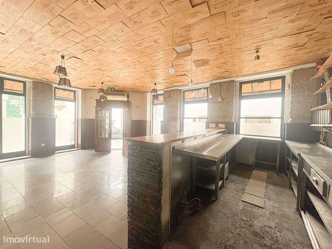 Outros - Comercial  para arrendamento - Grande imagem: 2/9