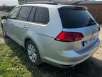 Volkswagen Golf - 5