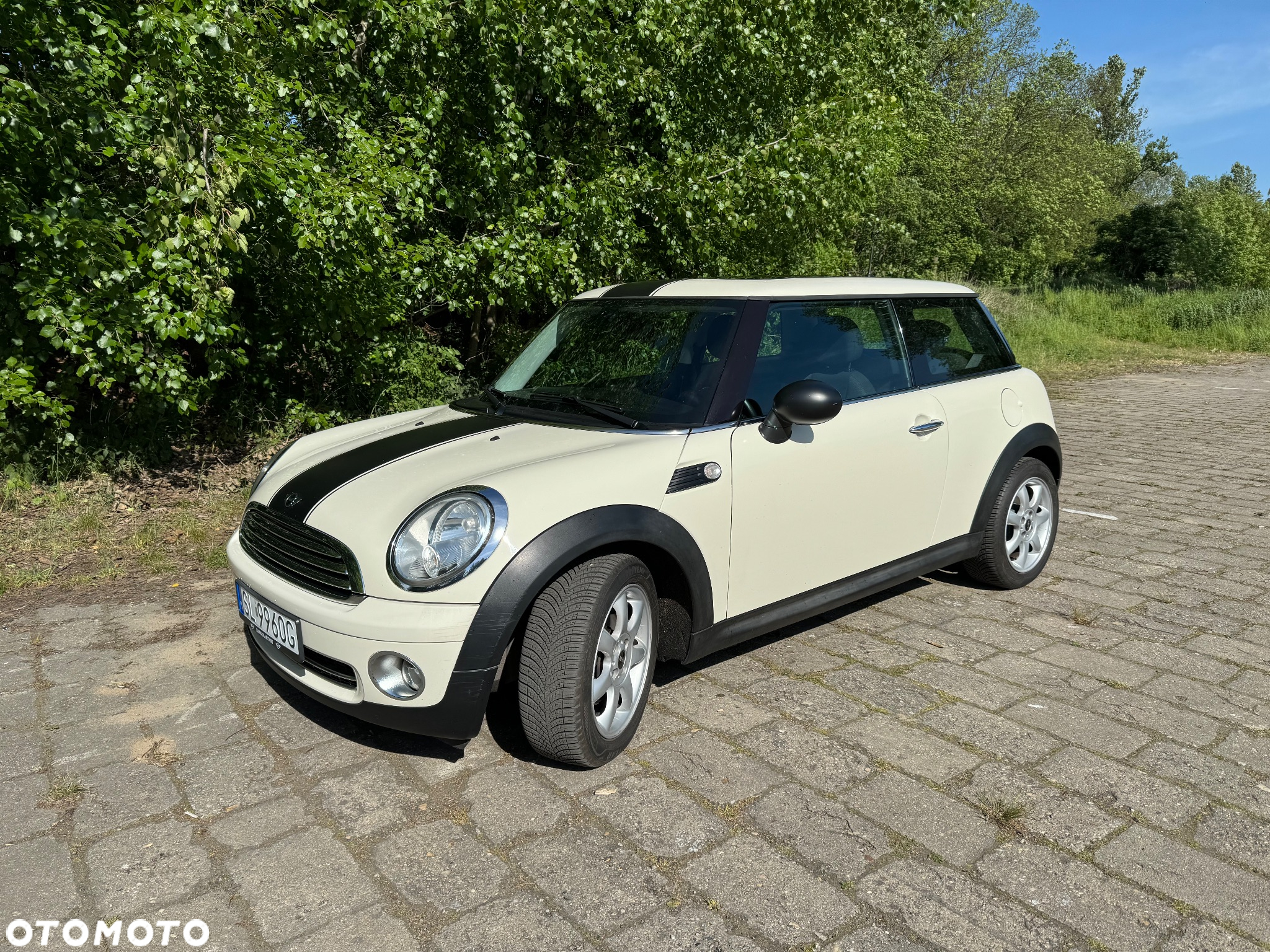 MINI ONE Standard - 7