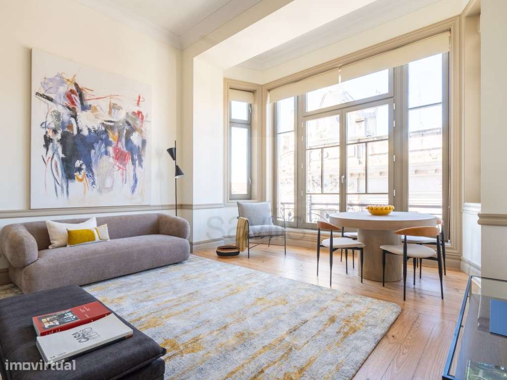 Apartamento T0 mobilado e decorado na Avenida dos Aliados-0