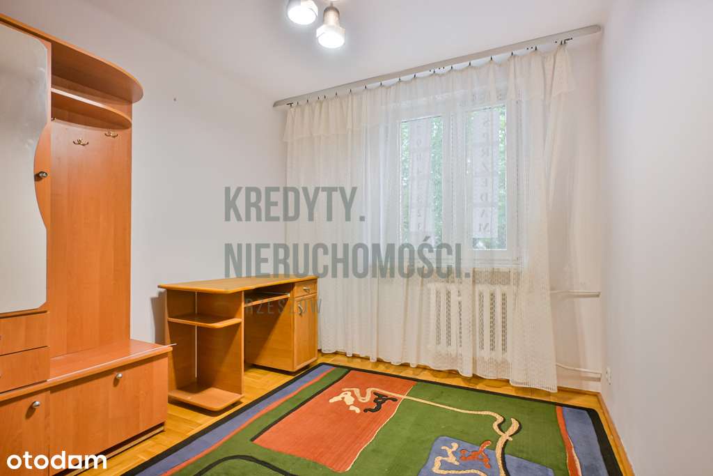 Parter, 3 pokoje, loggia — ul. Sienkiewicza-4