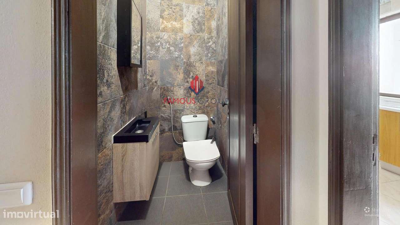 Apartamento T2 Duplex - Lagoa na Rua General Humberto Delgado-23