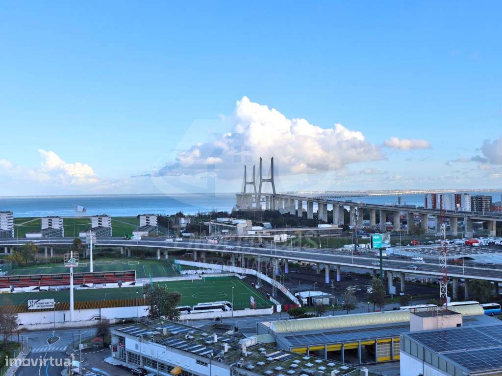 Apartamento T3 com vista rio para arrendamento em Sacavém - Grande imagem: 4/23