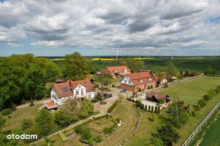 Dworek z hotelem i stajnią Gościszewo, gm. Sztum