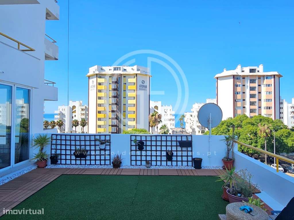 Apartamento T2 em Quarteira, com espaçoso terraço, e perto da praia-15