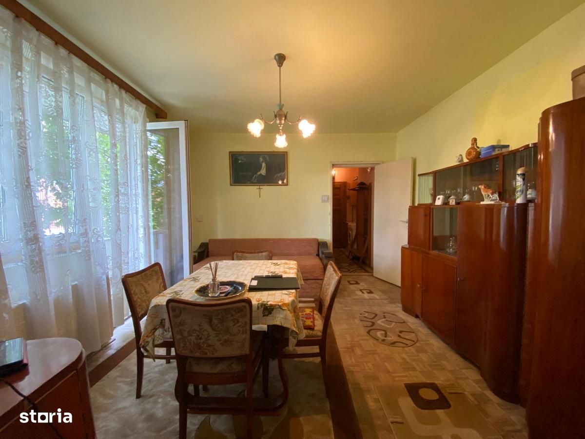 Apartament 2 camere etaj 2 zona Cedonia