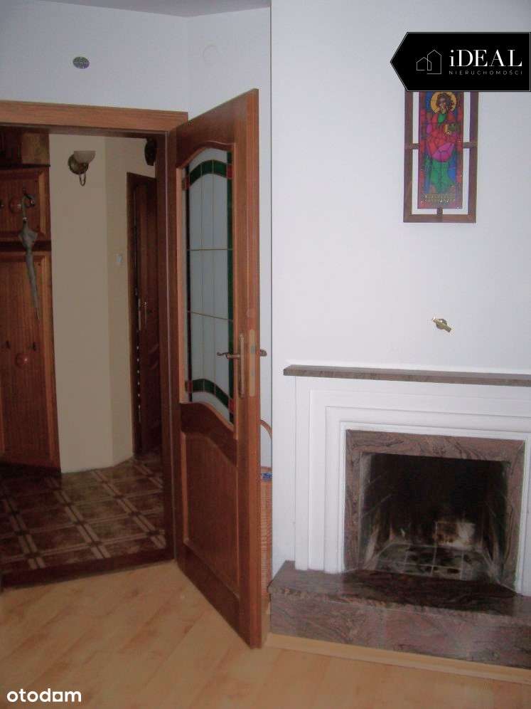 Przestronne mieszkanie dwupoziomowe z kominkiem - Pełny obrazek: 4/17