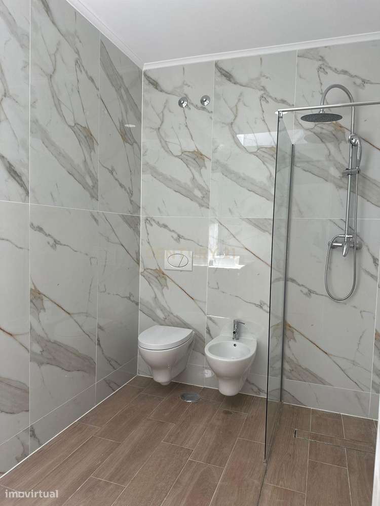Moradia Térrea de Excelência no Alto do Índio – Conforto, Elegância e-18