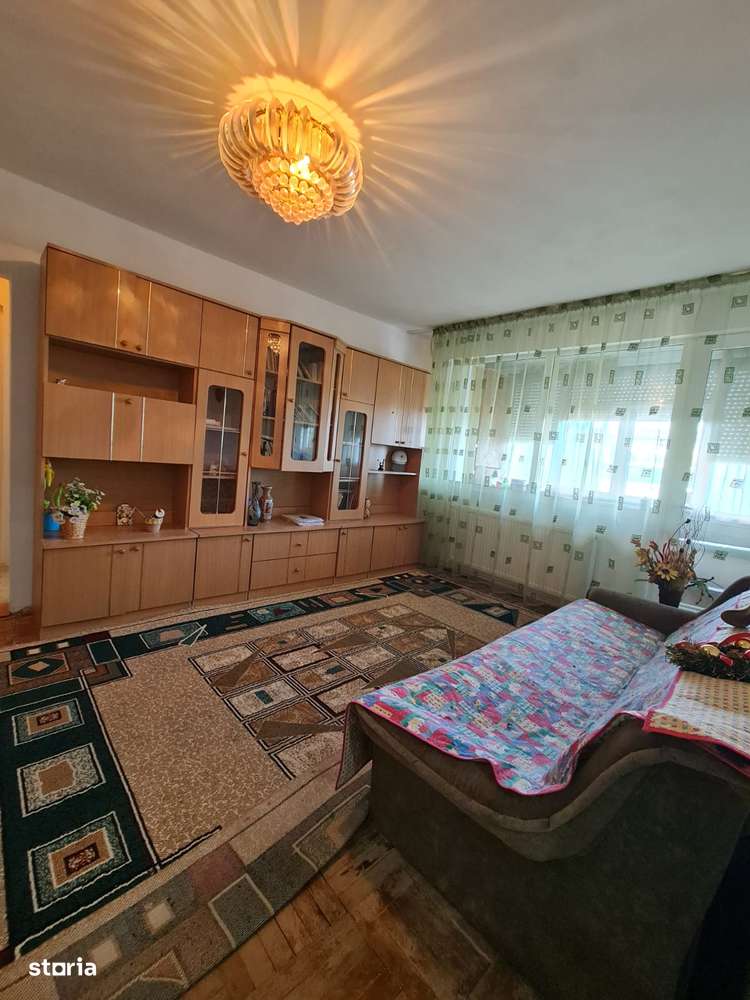 Vanzare apartament 2 camere, in Galati, Micro 16, liber - Imagine principală: 2/8