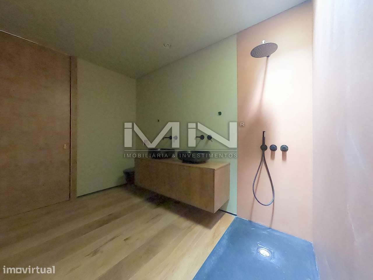 Moradia V4 -c/ piscina - 5 km do Porto-37