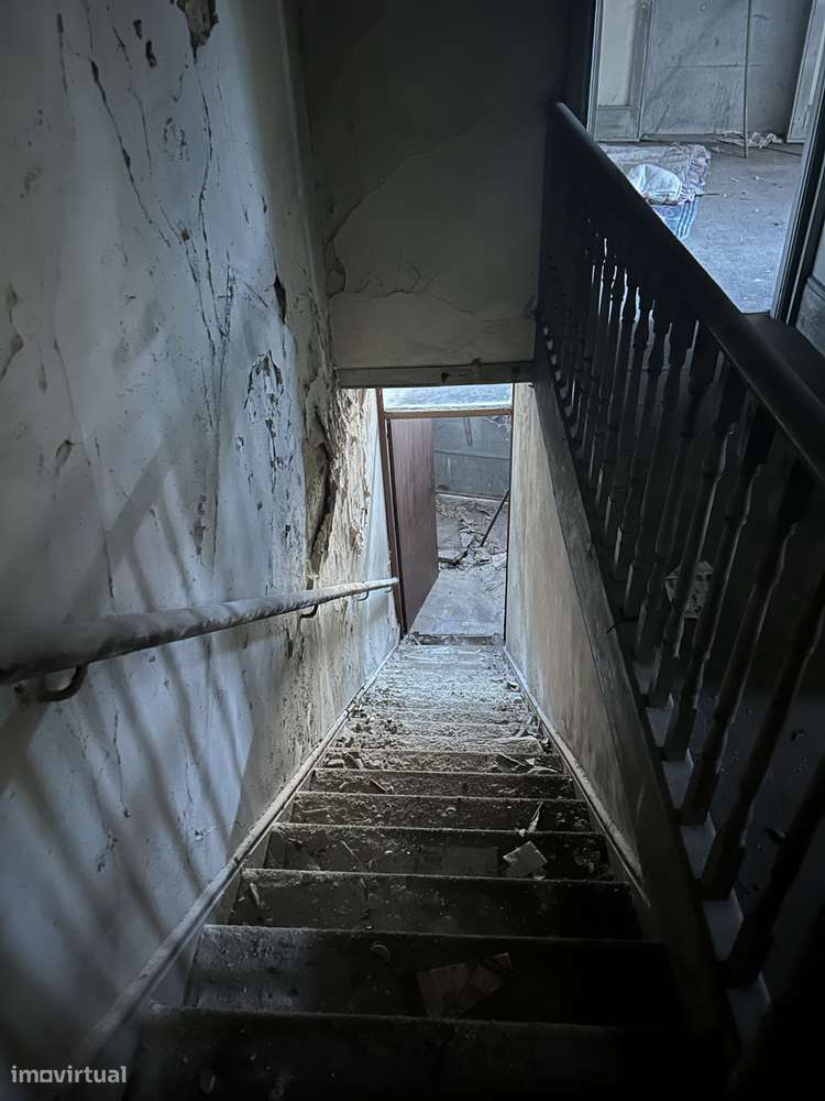 Armazém - Milheirós, Maia - com possibilidade de habitação-14