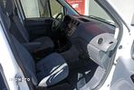 Ford Transit Connect - 33