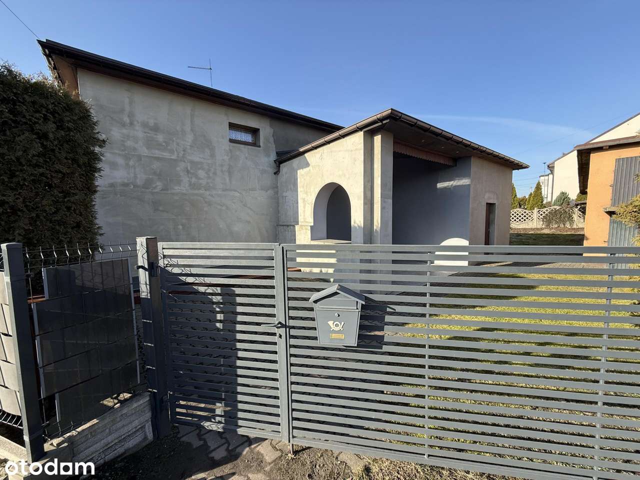 Dom+ lokal usługowy przy głównej ulicy-idealny na biznes!-2