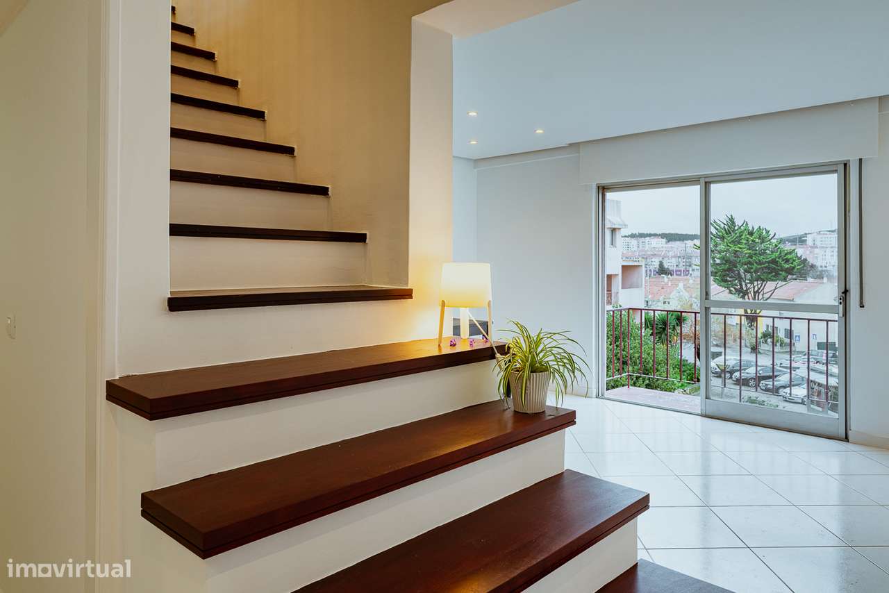 Apartamento duplex de 95 m² no Algueirão-8