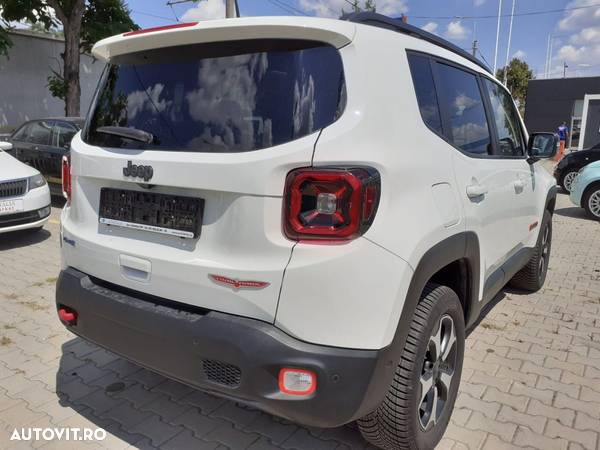 Jeep Renegade - 5