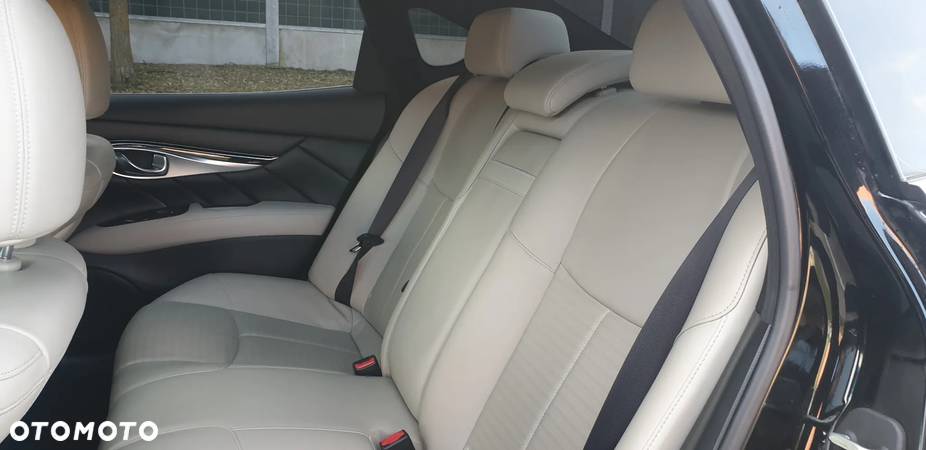 Infiniti M M37 S Premium - 11