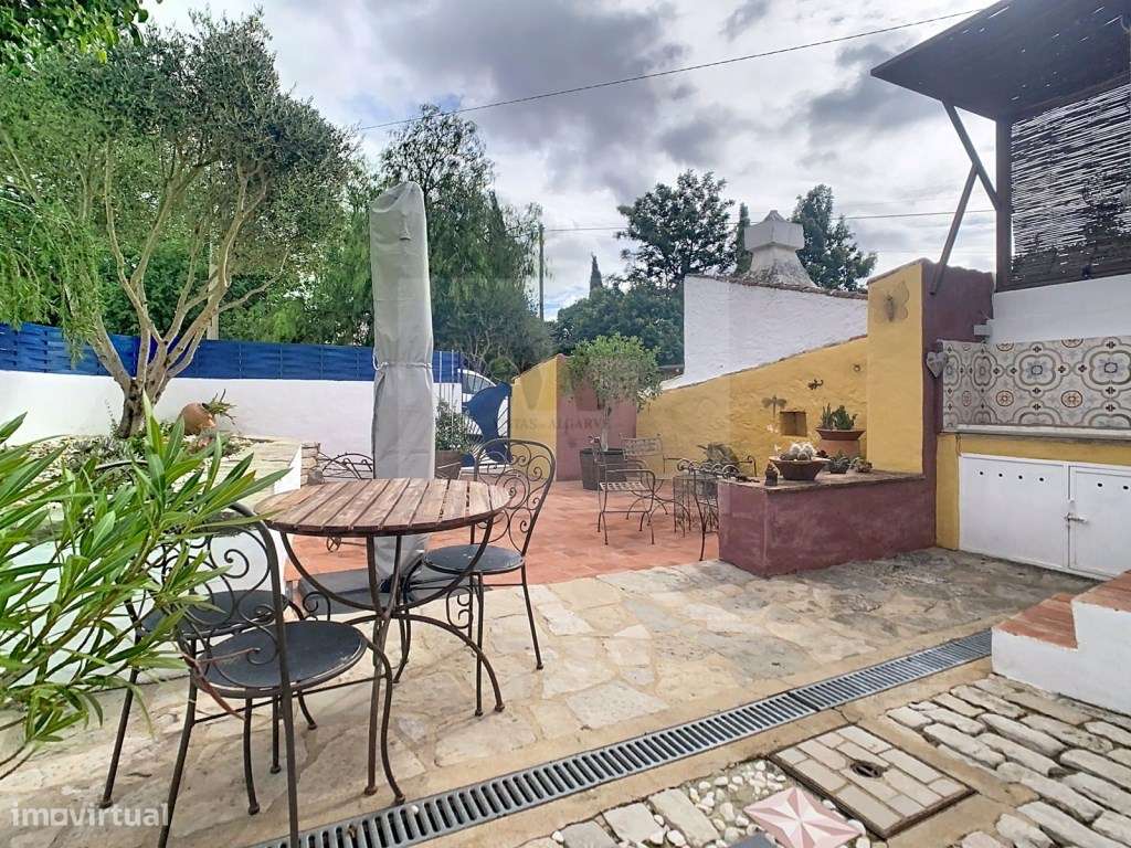 Moradia de charme autêntico + Alojamento Local independente-29