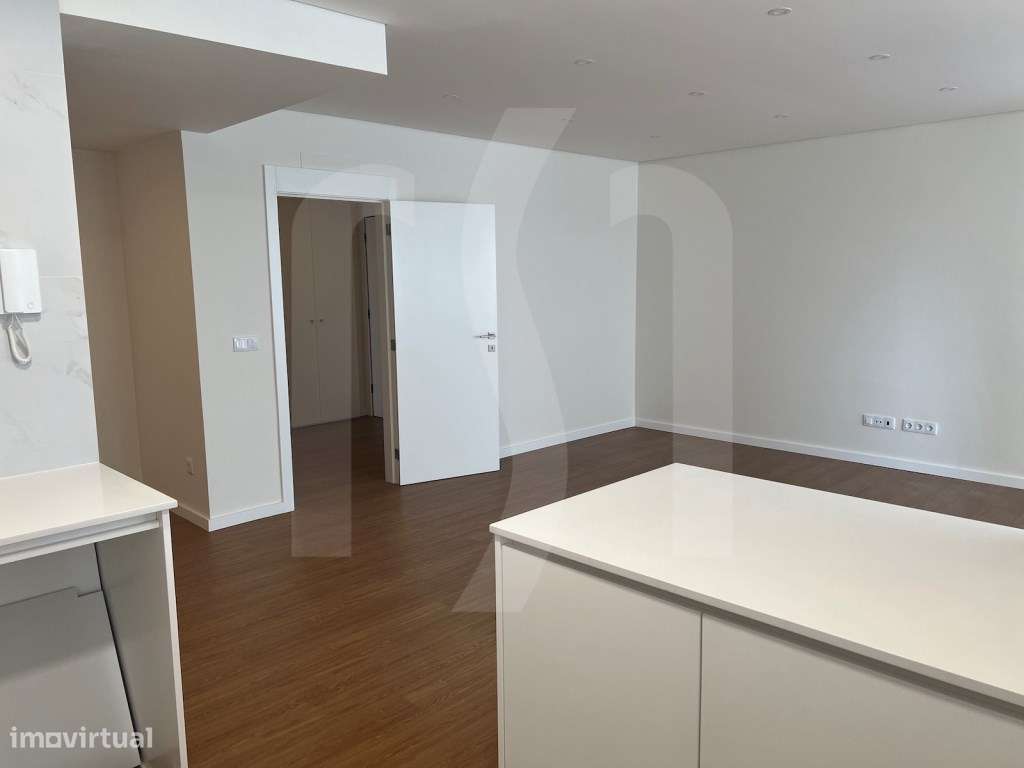 Apartamento T4 | Pinheiro Manso-10