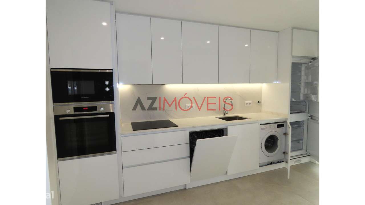 MORADIA NOVA T4 NO CENTRO DE LEIRIA-5