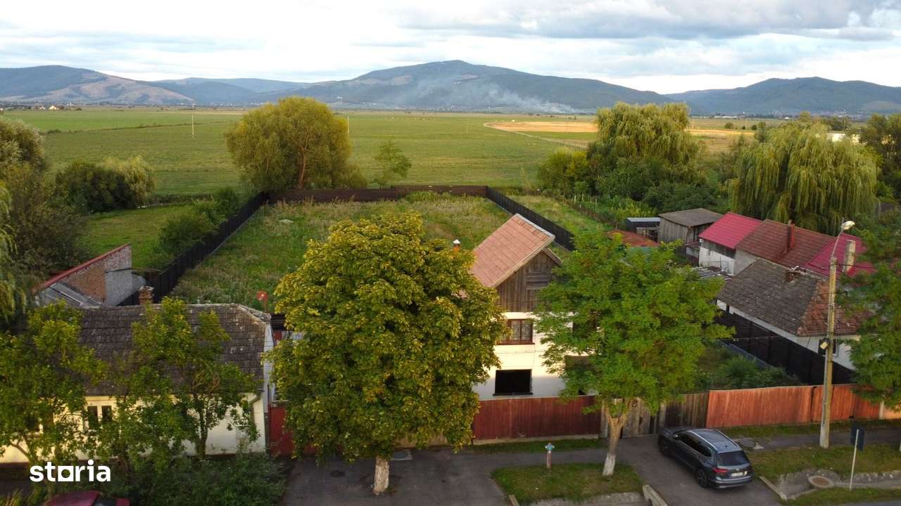 Casă unică în Prejmer, cu teren generos - Imagine principală: 1/11