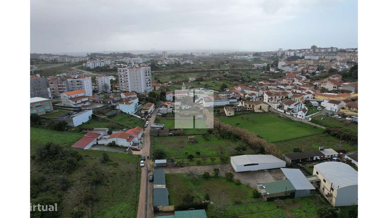 Terreno com projecto aprovado - Grande imagem: 4/10