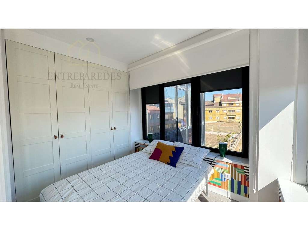 Estúdio mobilado a estrear com lugar de garagem e licença AL para c... - Grande imagem: 4/23